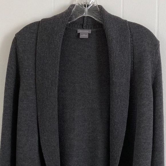 Charcoal Gray ANN TAYLOR 100% Merino Wool Cardigan Sweater M - Picture 2 of 5